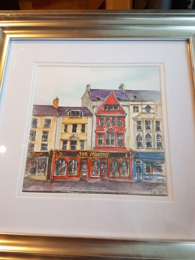 The Square Townhouse Fermoy Otel Dış mekan fotoğraf